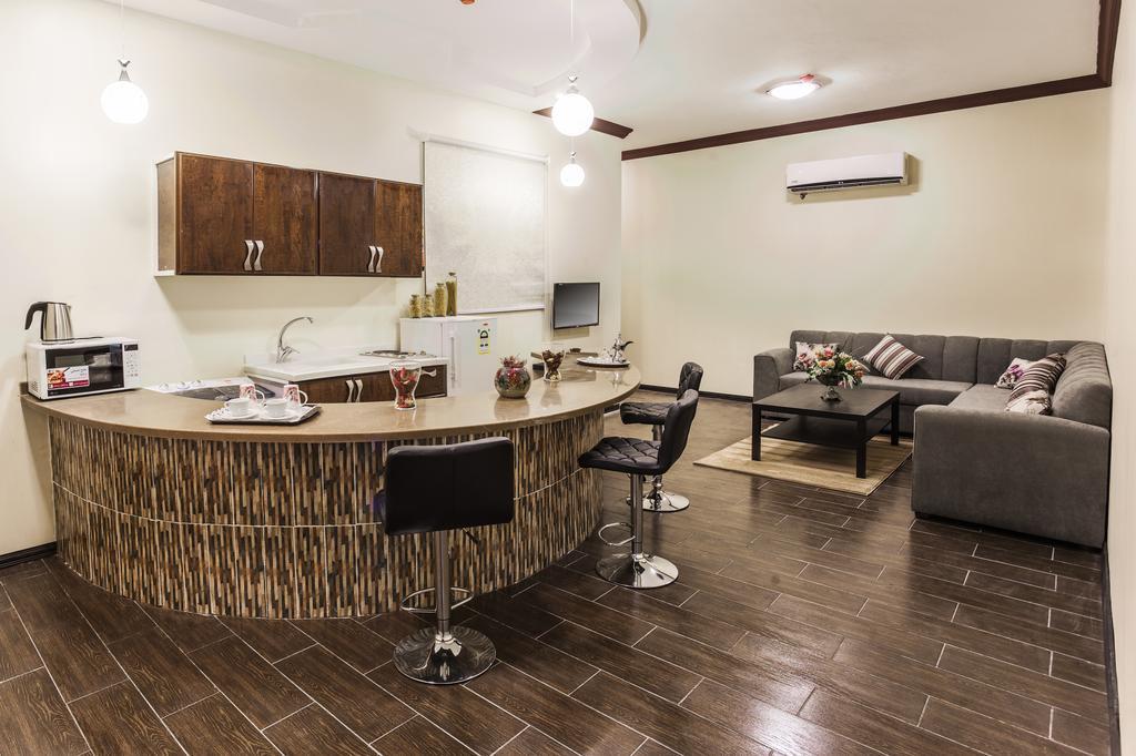 Manazel Al Sofara Aparthotel Yanbu Ngoại thất bức ảnh
